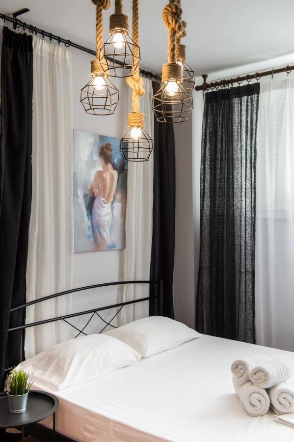 Luxury Apartments In Skg เทสซาโลนิกิ ภายนอก รูปภาพ